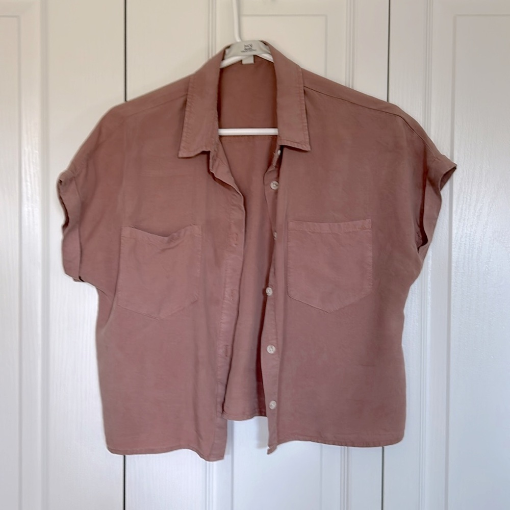 Thread & Supply boxy crop button up size small PINK